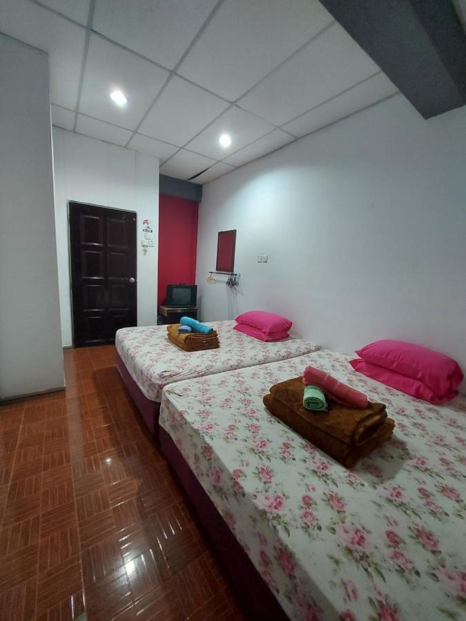 Nabil Nabila Motel Kuah Εξωτερικό φωτογραφία