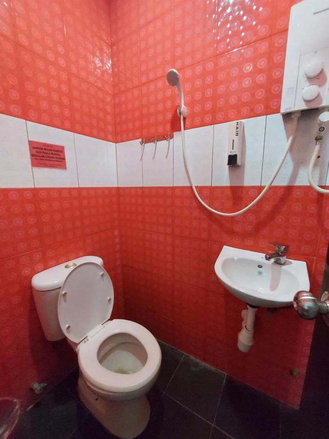 Nabil Nabila Motel Kuah Εξωτερικό φωτογραφία